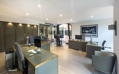 Fontvieille - Beautifully renovated office