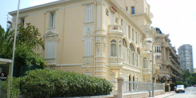 Villa Riviera  - au sein d'un magnifique hôtel particulier