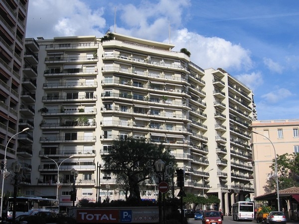 Central 1 bedroom apartment - Offices for sale in Monaco