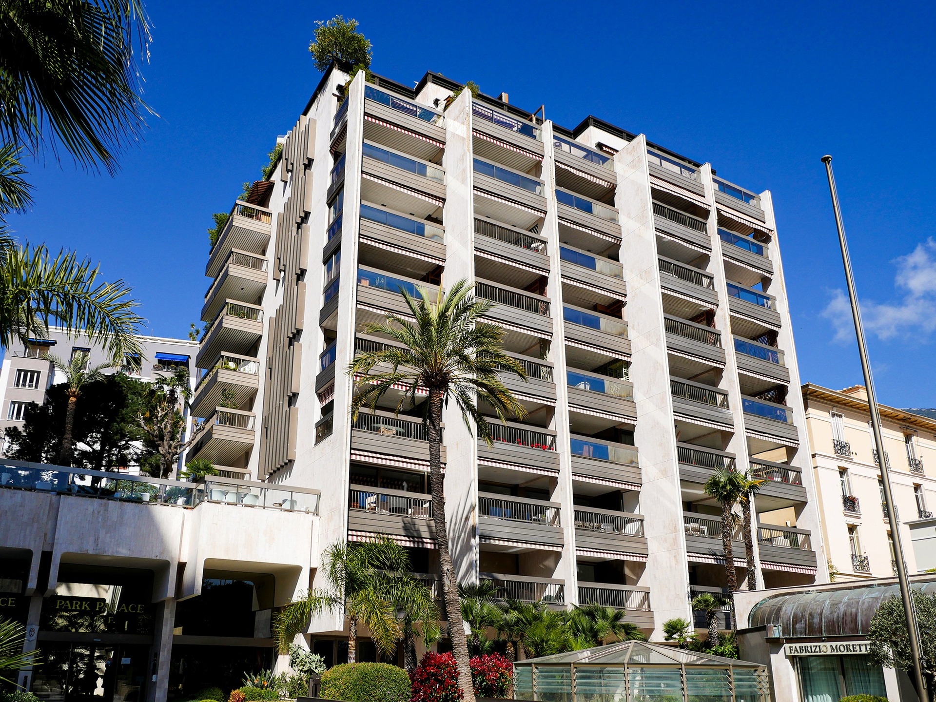 PARK PALACE - 1-BEDROOM FLAT WITH TERRACE - Offices for sale in Monaco