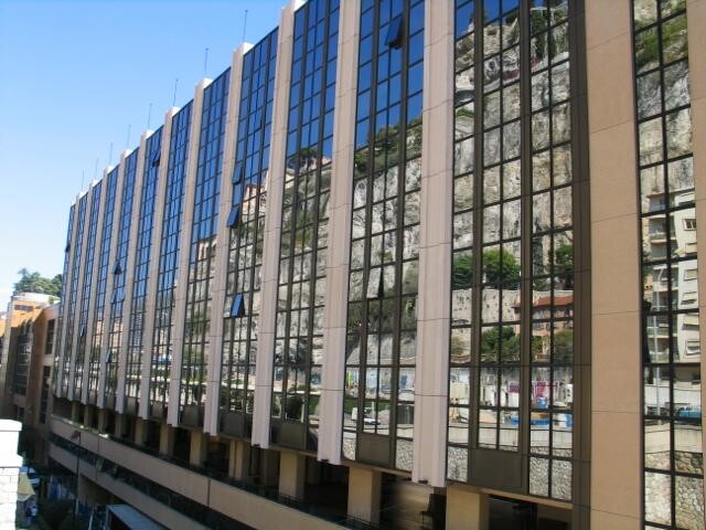 Bureaux, commerces et locaux professionnels à vendre ou à louer à Monaco
