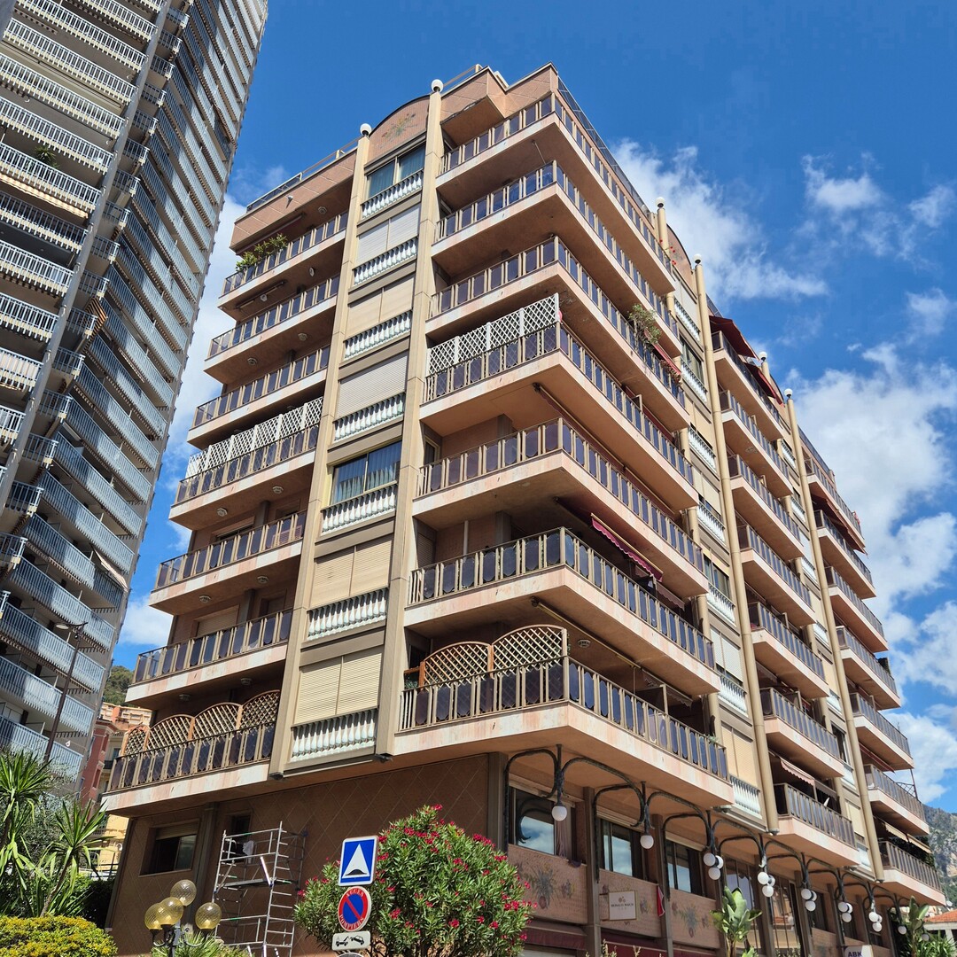 Uffici, negozi e locali professionali in vendita o in affitto a Monaco