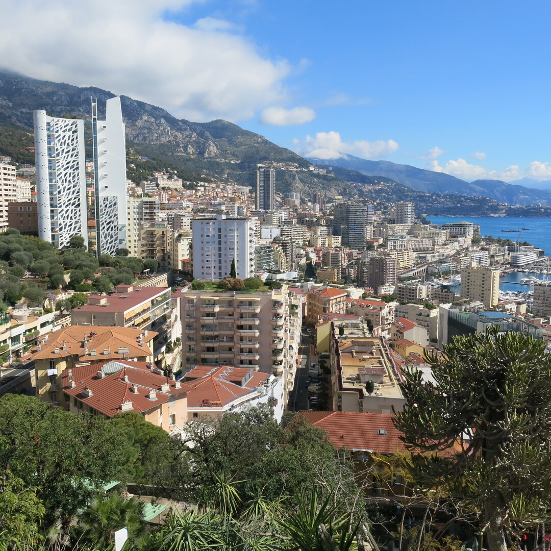 Uffici, negozi e locali professionali in vendita o in affitto a Monaco