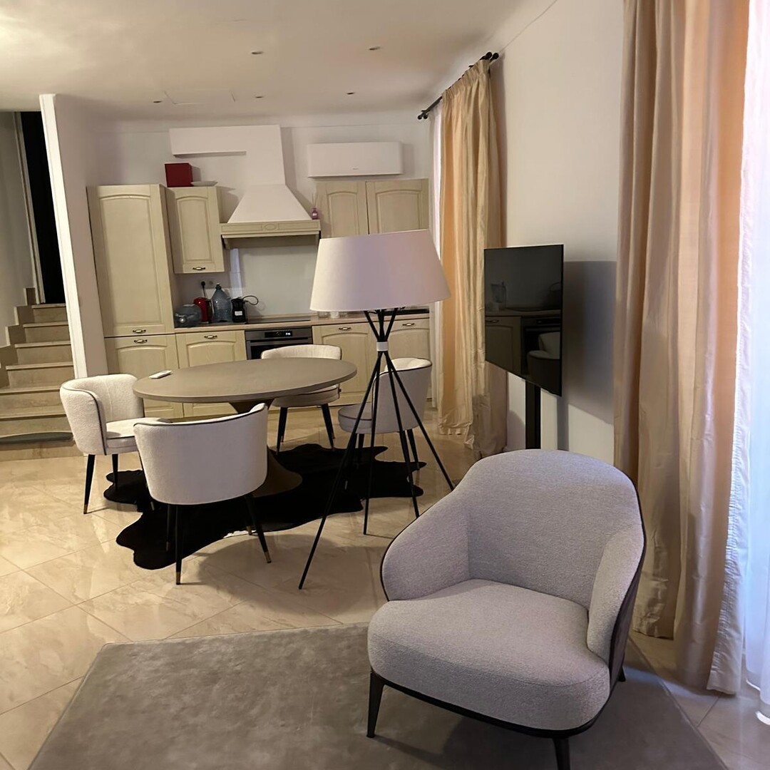 Bureaux, commerces et locaux professionnels à vendre ou à louer à Monaco