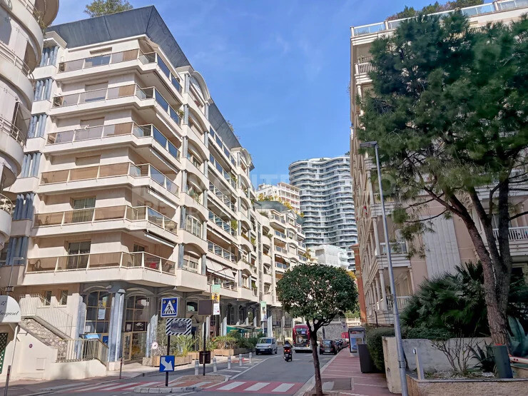 Uffici, negozi e locali professionali in vendita o in affitto a Monaco