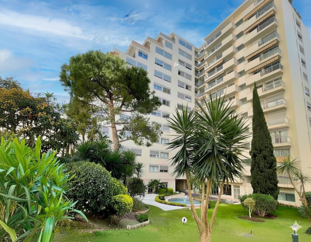 Uffici, negozi e locali professionali in vendita o in affitto a Monaco