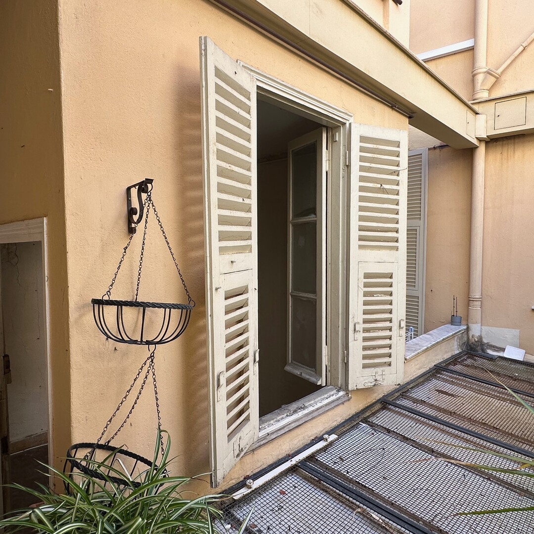 Offices, commercial lease and premises for sale or to rent in Monaco