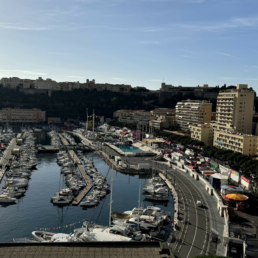 Uffici, negozi e locali professionali in vendita o in affitto a Monaco