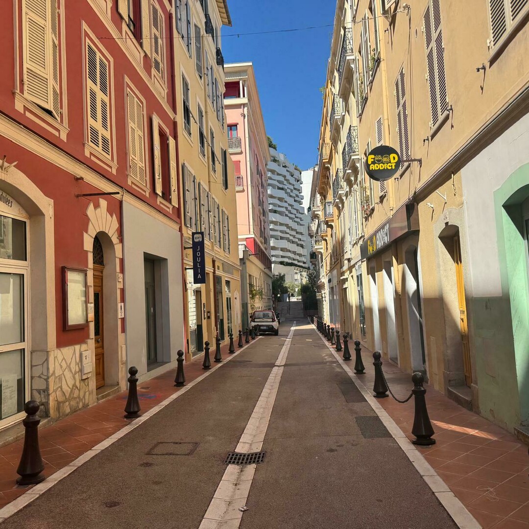Uffici, negozi e locali professionali in vendita o in affitto a Monaco