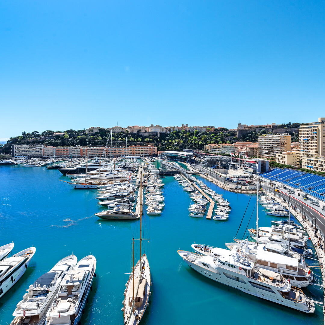 Uffici, negozi e locali professionali in vendita o in affitto a Monaco