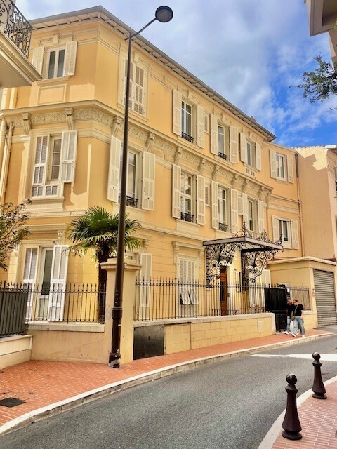 Uffici, negozi e locali professionali in vendita o in affitto a Monaco