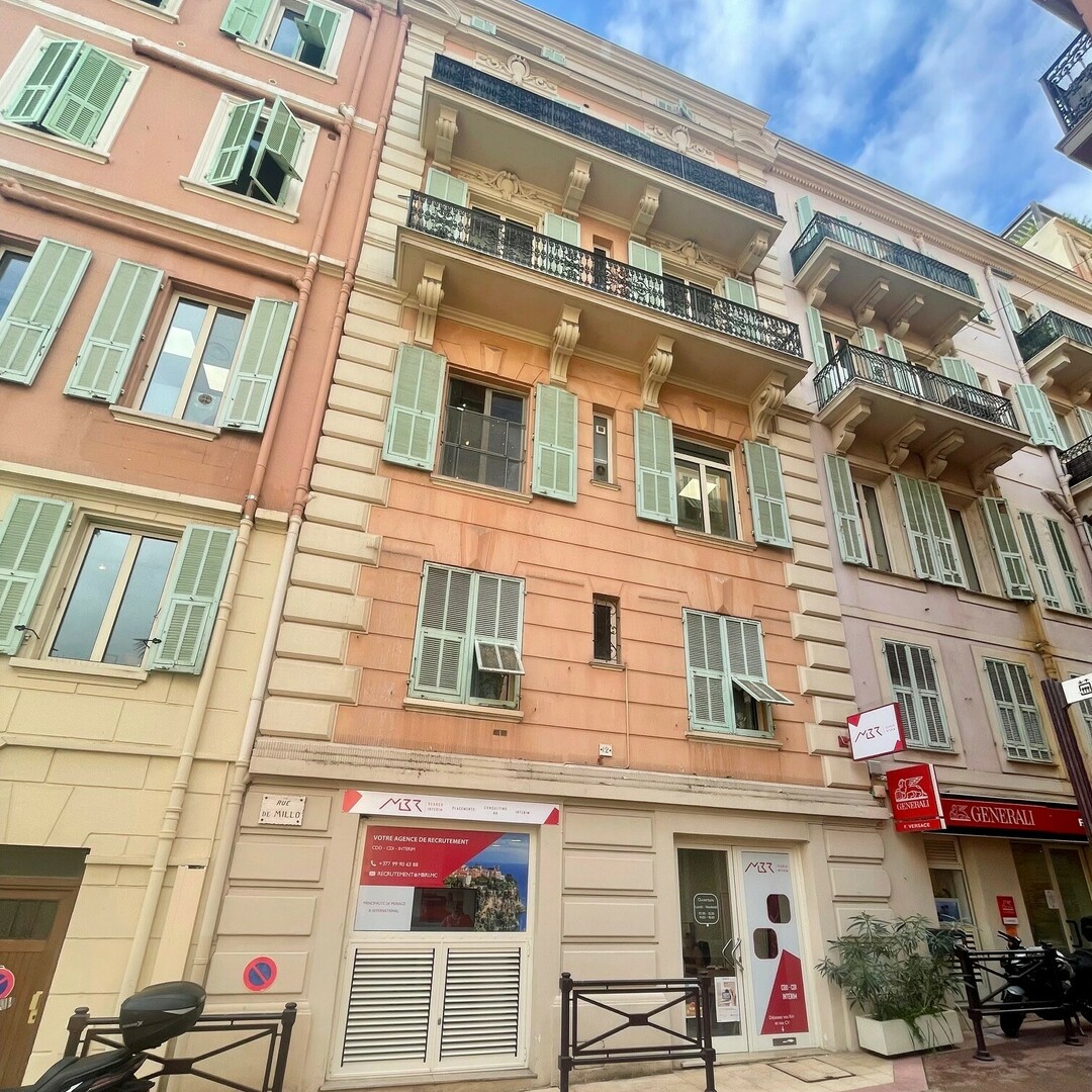 Uffici, negozi e locali professionali in vendita o in affitto a Monaco