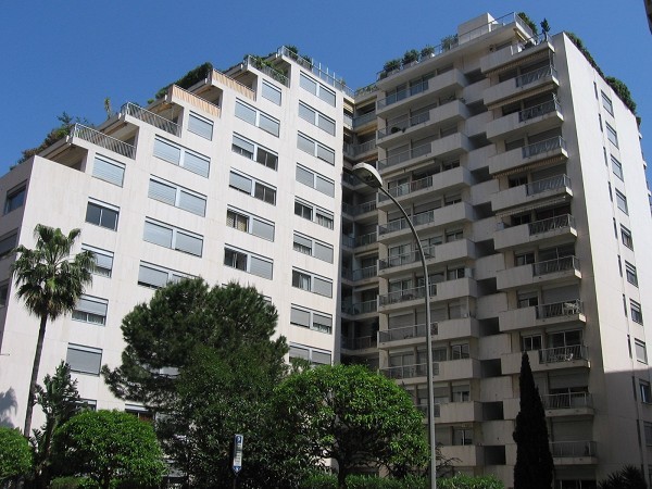 Uffici, negozi e locali professionali in vendita o in affitto a Monaco