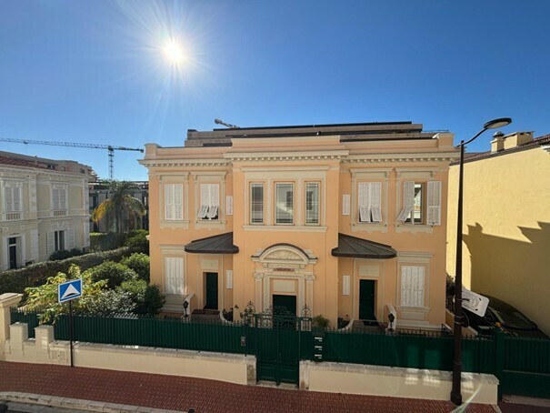 Uffici, negozi e locali professionali in vendita o in affitto a Monaco
