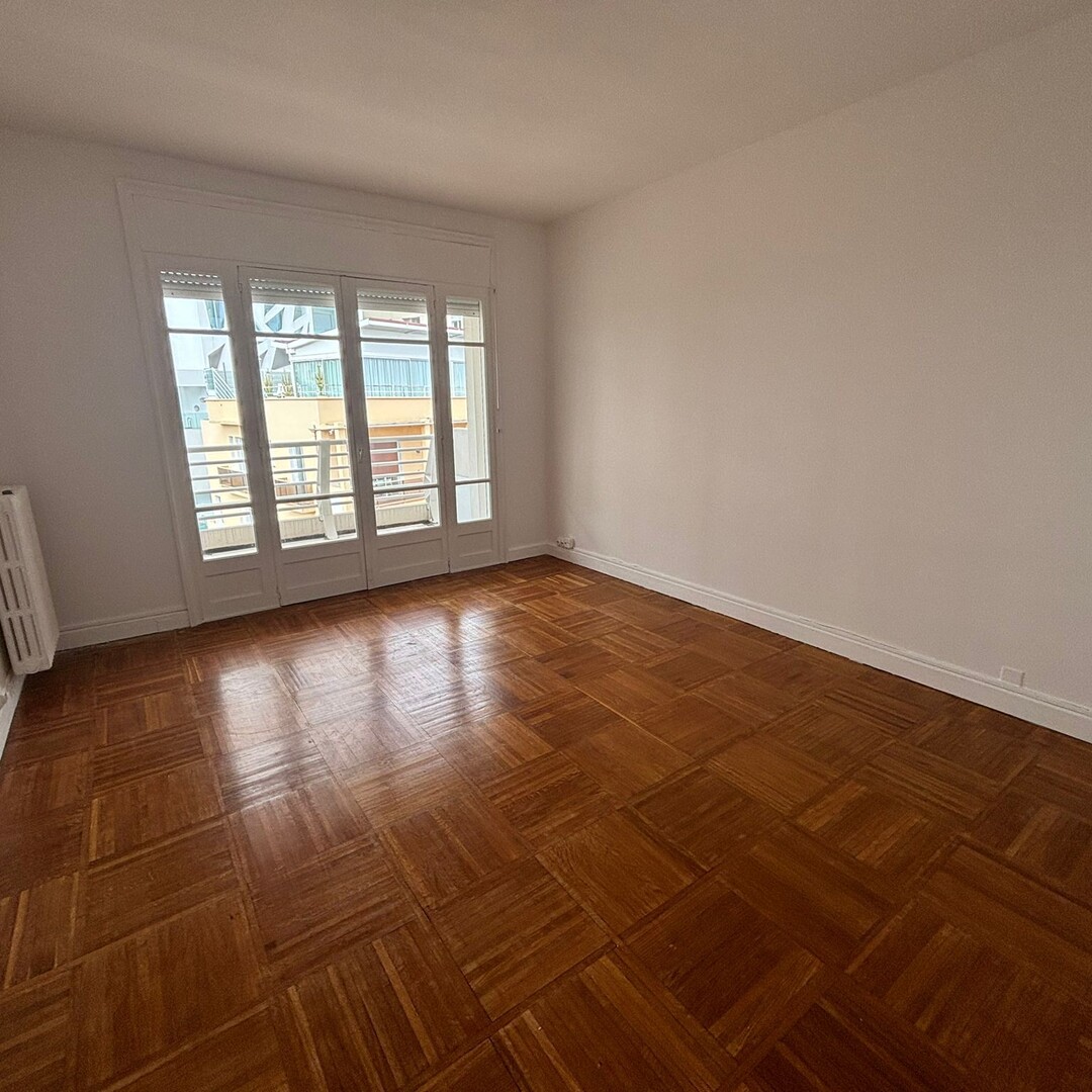 Uffici, negozi e locali professionali in vendita o in affitto a Monaco