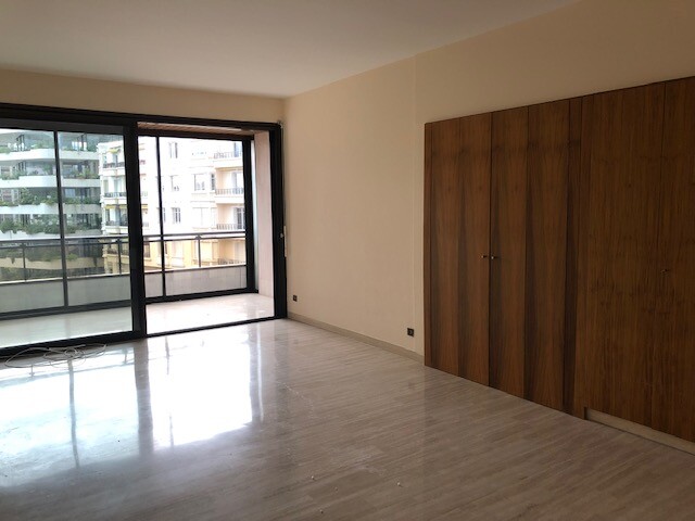 Toutes les annonces de bureaux professionnels à louer à Monaco