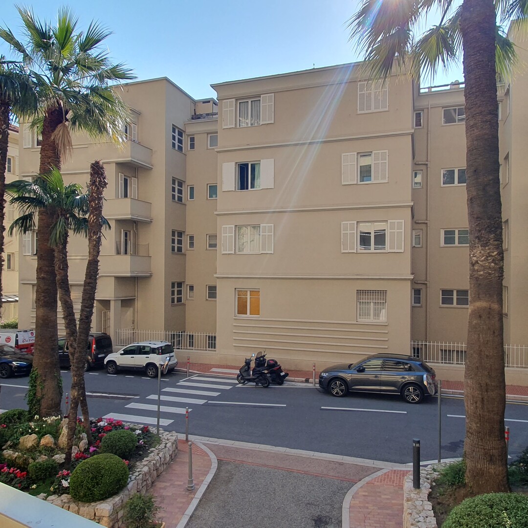 Uffici, negozi e locali professionali in vendita o in affitto a Monaco