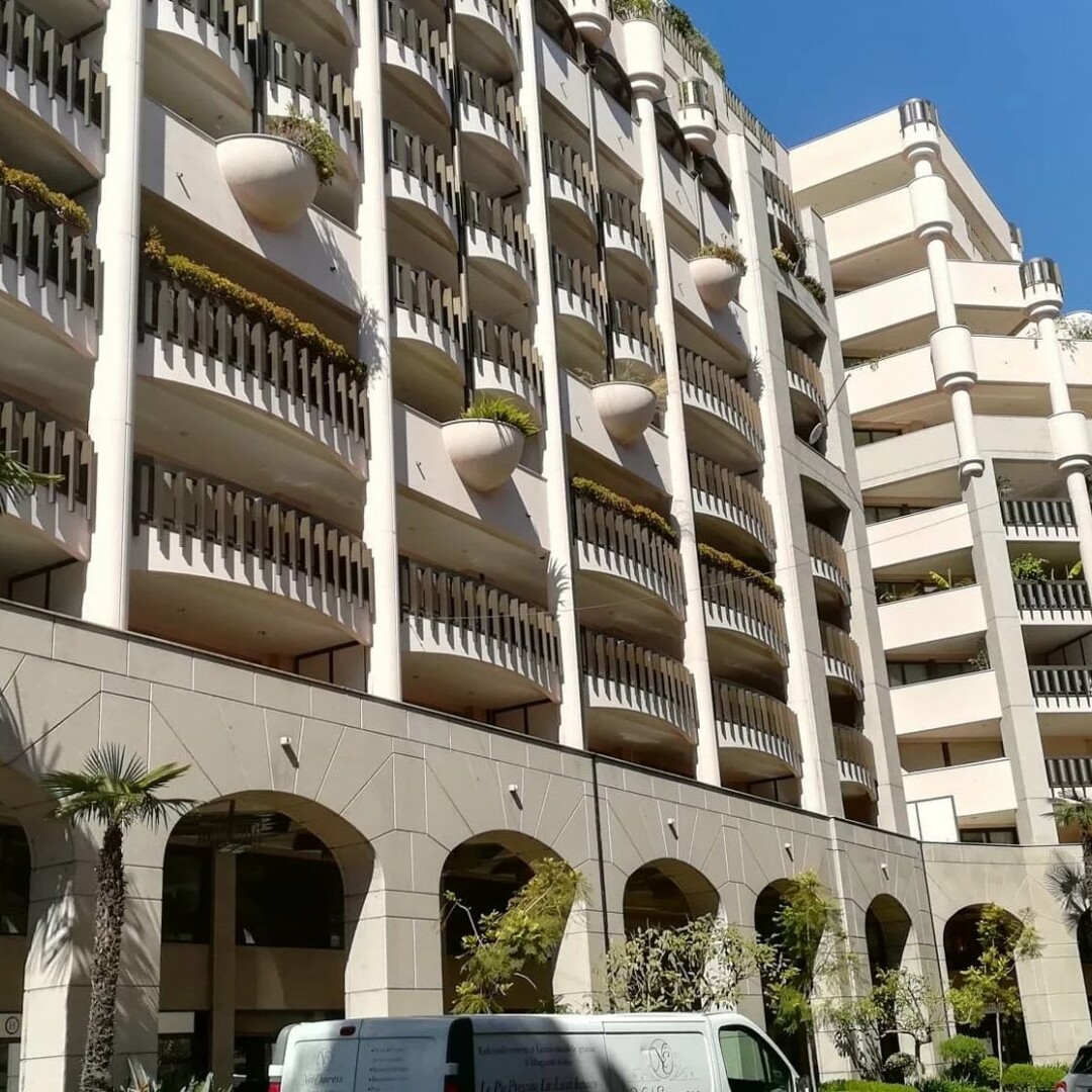 Uffici, negozi e locali professionali in vendita o in affitto a Monaco