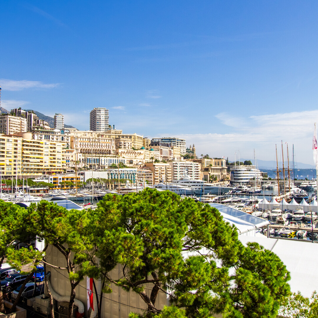 Uffici, negozi e locali professionali in vendita o in affitto a Monaco