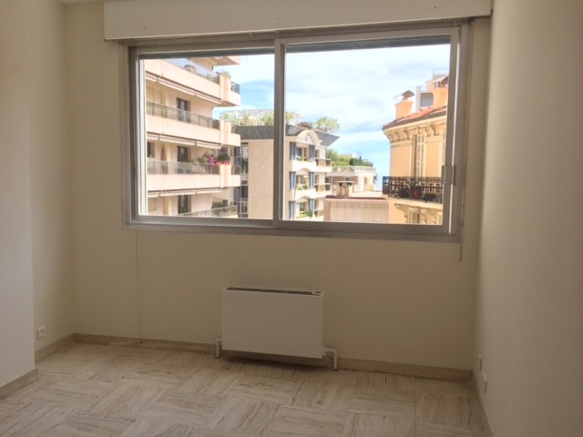 Uffici, negozi e locali professionali in vendita o in affitto a Monaco