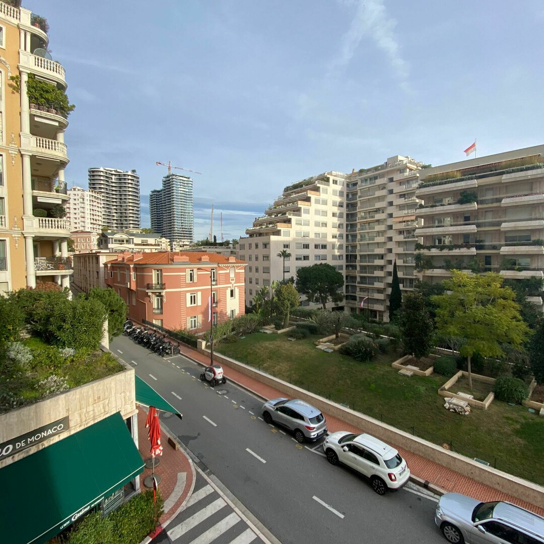 Offices, commercial lease and premises for sale or to rent in Monaco