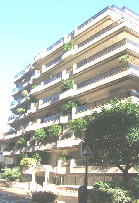 Uffici, negozi e locali professionali in vendita o in affitto a Monaco