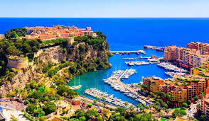 Uffici, negozi e locali professionali in vendita o in affitto a Monaco