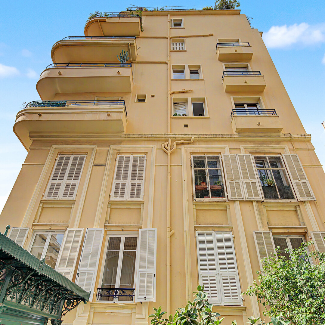 Uffici, negozi e locali professionali in vendita o in affitto a Monaco