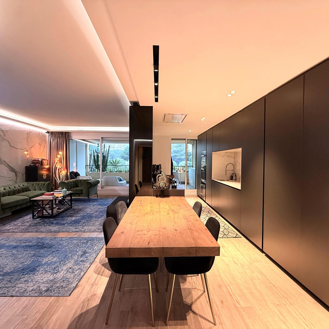 Uffici, negozi e locali professionali in vendita o in affitto a Monaco