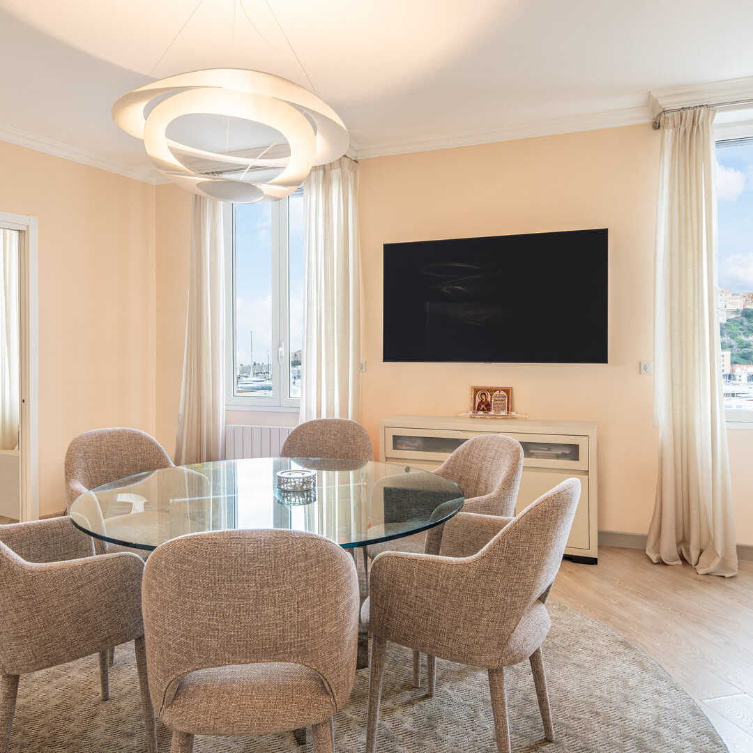 Bureaux, commerces et locaux professionnels à vendre ou à louer à Monaco