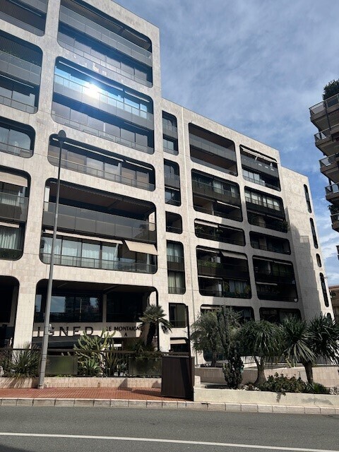 Uffici, negozi e locali professionali in vendita o in affitto a Monaco