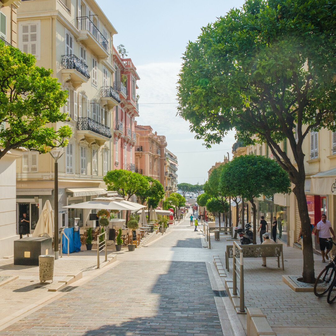 Uffici, negozi e locali professionali in vendita o in affitto a Monaco