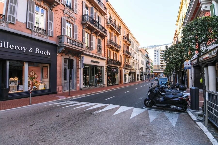 Uffici, negozi e locali professionali in vendita o in affitto a Monaco