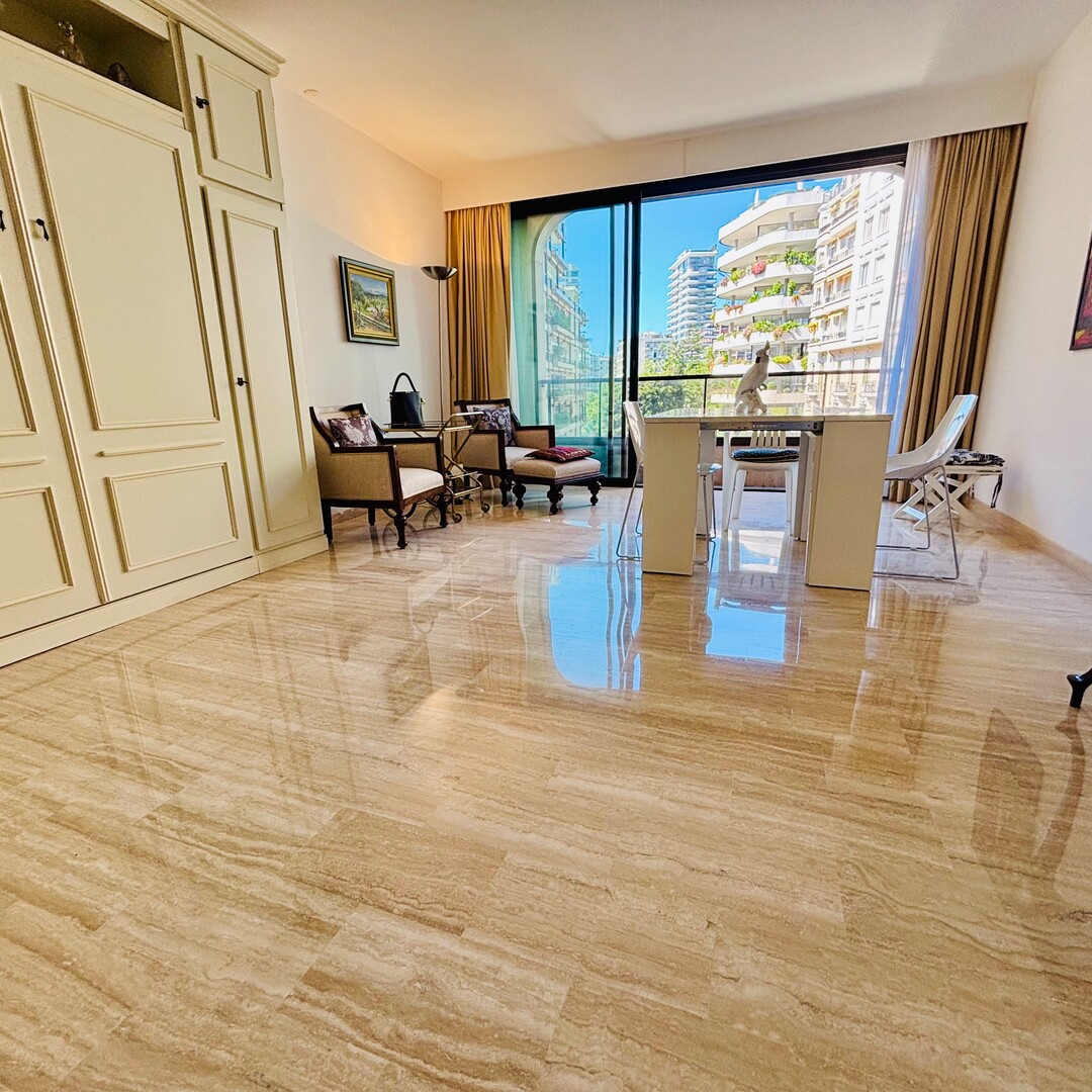 Uffici, negozi e locali professionali in vendita o in affitto a Monaco