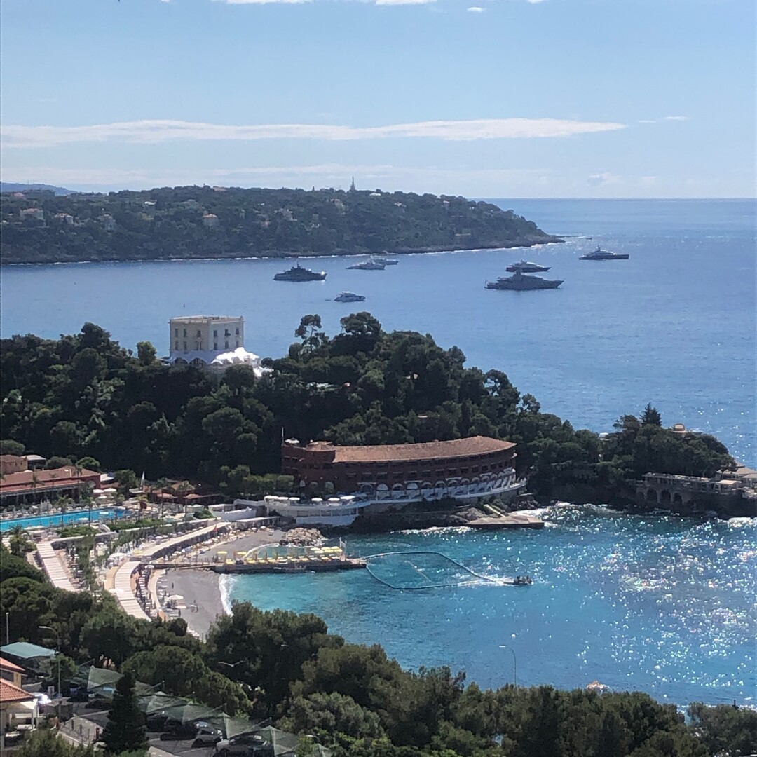 Uffici, negozi e locali professionali in vendita o in affitto a Monaco