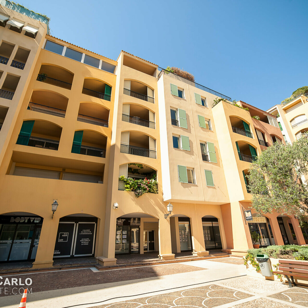 Uffici, negozi e locali professionali in vendita o in affitto a Monaco
