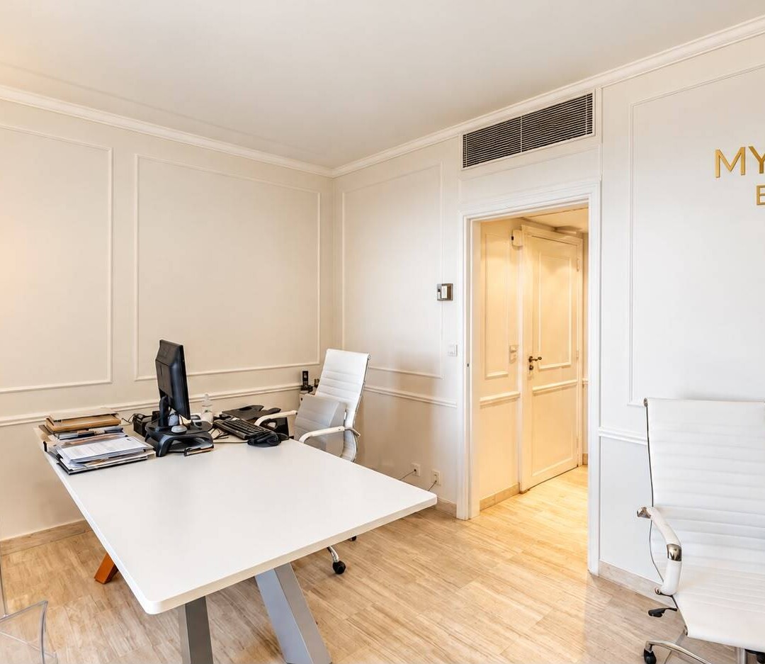 Offices, commercial lease and premises for sale or to rent in Monaco
