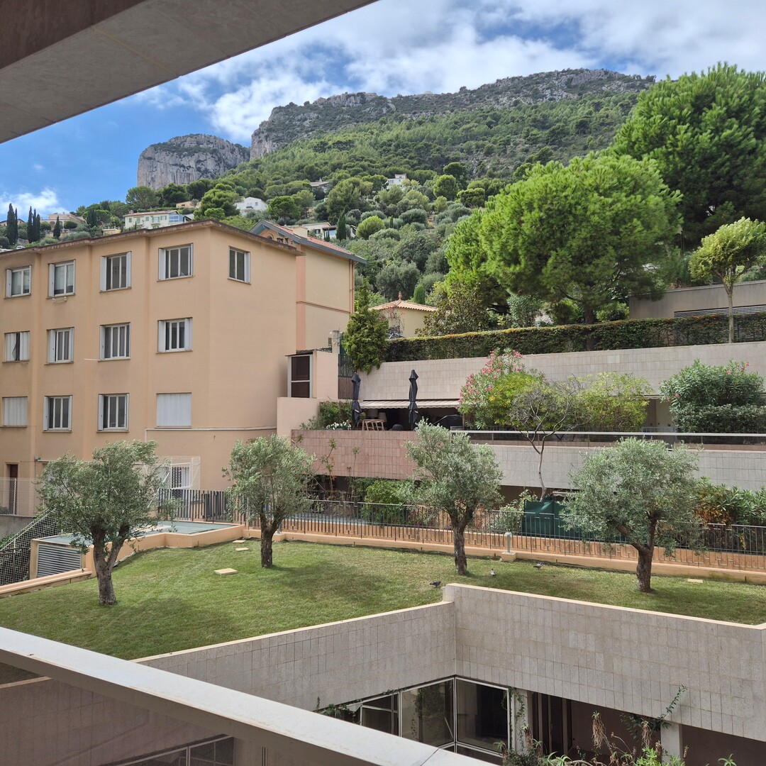 Offices, commercial lease and premises for sale or to rent in Monaco