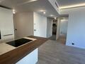 Appartement rénové de deux pièces avec vue sur la mer et le jardin - Bureaux à vendre à Monaco