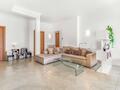 Boulevard d'Italie: 2 Bedrooms Apartment with Sea View - Offices for rent
