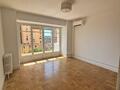 SPACIOUS STUDIO NEAR CARRE D'OR - Affitti di uffici