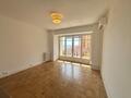 SPACIOUS STUDIO NEAR CARRE D'OR - Affitti di uffici